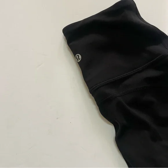 Lululemon “Like New” Groove Black Flare Pant Sz 0 - Picture 5 of 13